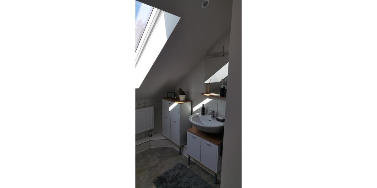 Etagenwohnung Parkstetten - 3 Zimmer, 90 m&sup2;, 1.150&euro; | Angebot:25931440