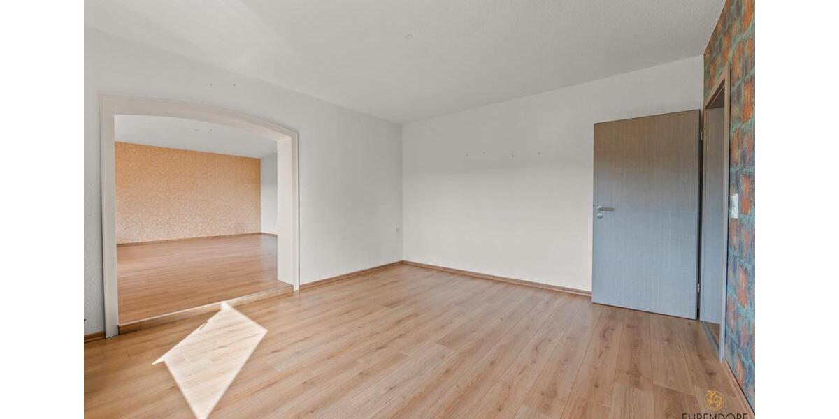 Erdgeschoßwohnung Plettenberg - 4 Zimmer, 123 m&sup2;, 890&euro; | Angebot:24679082