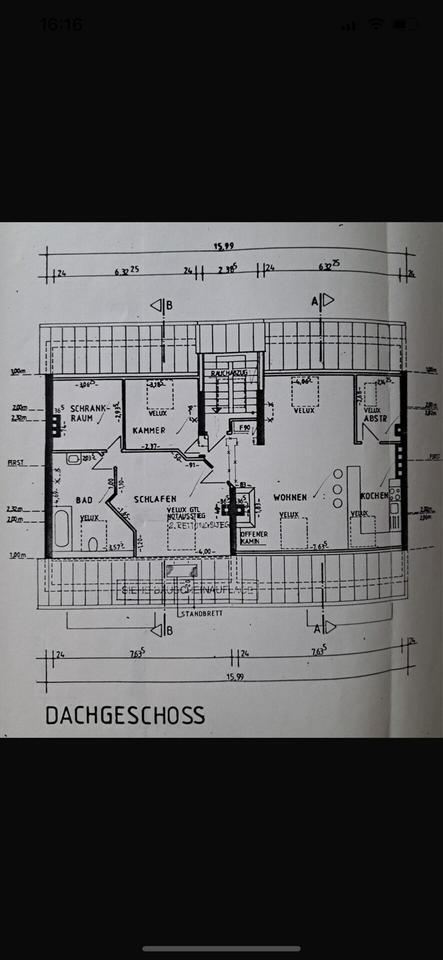Wohnen mit Wohlfühlfaktor – Dachgeschosswohnung mit Kamin und Ankleidezimmer zimmer