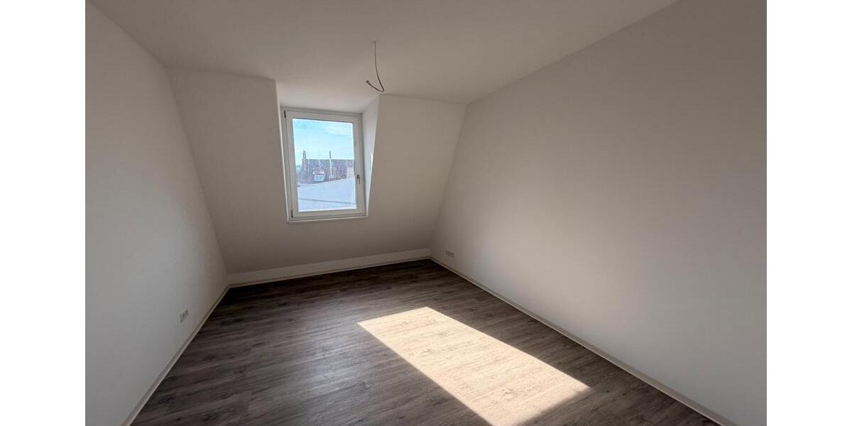 Etagenwohnung Ansbach - 4 Zimmer, 128 m&sup2;, 1.690&euro; | Angebot:25987597