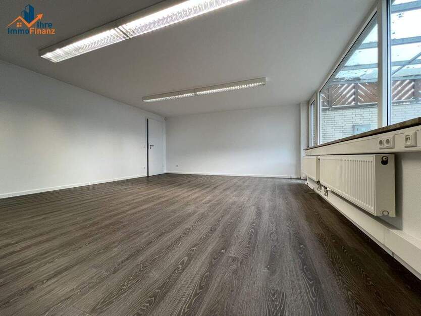 Büroräume mit sehr guter Infrastruktur suchen neuen Mieter! zimmer