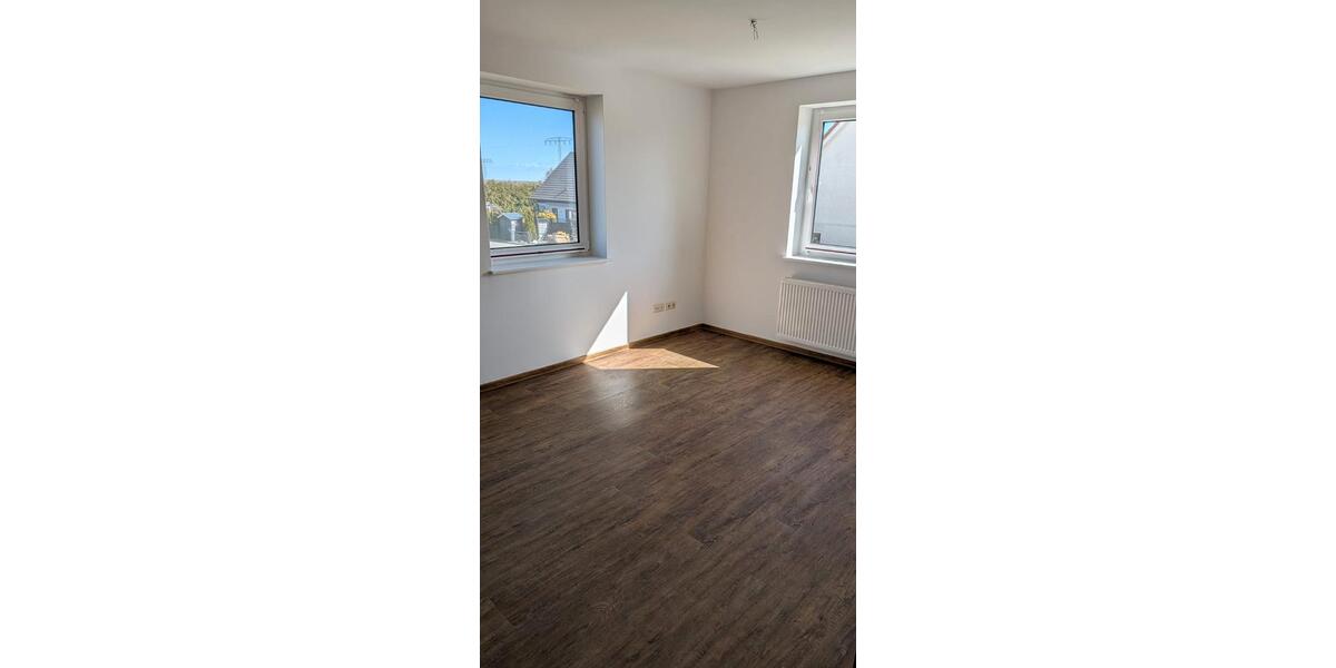 Etagenwohnung Pasewalk - 2 Zimmer, 75 m&sup2;, 600&euro; | Angebot:26292035