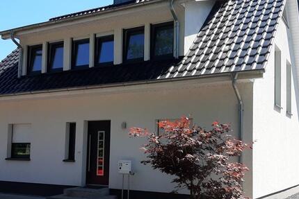 Haus Lingen (Ems) Damaschke - 5 Zimmer, 112 m&sup2;, 1.350&euro; | Angebot:25158478