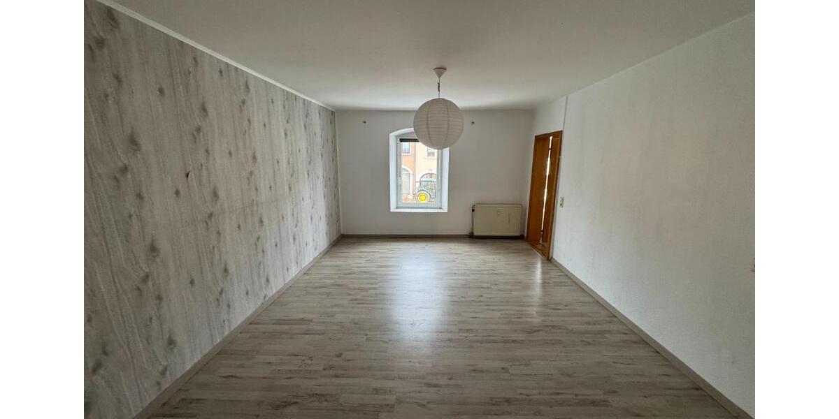 Großzügige, schön geschnittene 6-Zimmer-Wohnung 6 zimmer