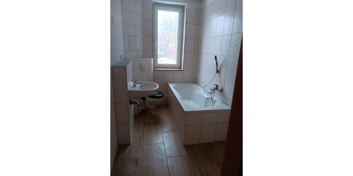 Etagenwohnung Sandersdorf-Brehna Brehna - 3 Zimmer, 65 m&sup2;, 370&euro; | Angebot:25080118