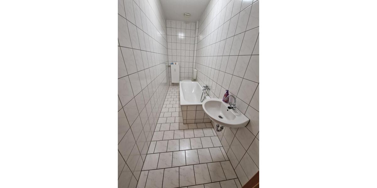 Etagenwohnung Aue-Bad Schlema Bad Schlema - 2 Zimmer, 61 m&sup2;, 380&euro; | Angebot:25951428