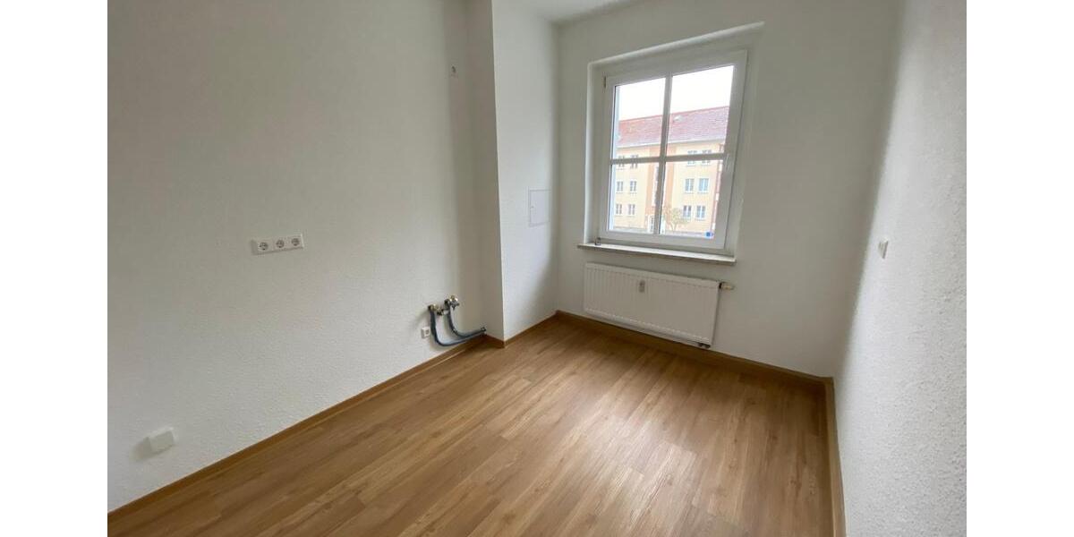 Etagenwohnung Kamenz - 4 Zimmer, 80 m&sup2;, 585&euro; | Angebot:23329885