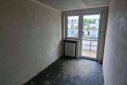 Wohnung Stuttgart Birkach - 4 Zimmer, 78 m&sup2;, 700&euro; | Angebot:27074592