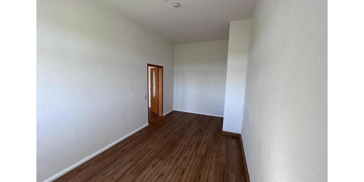 Etagenwohnung Querfurt - 2 Zimmer, 74 m&sup2;, 410&euro; | Angebot:24468169