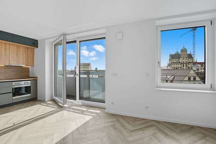 Wohnung zum Mieten in Augsburg 1.352 € 59.3 m² 2 zimmer