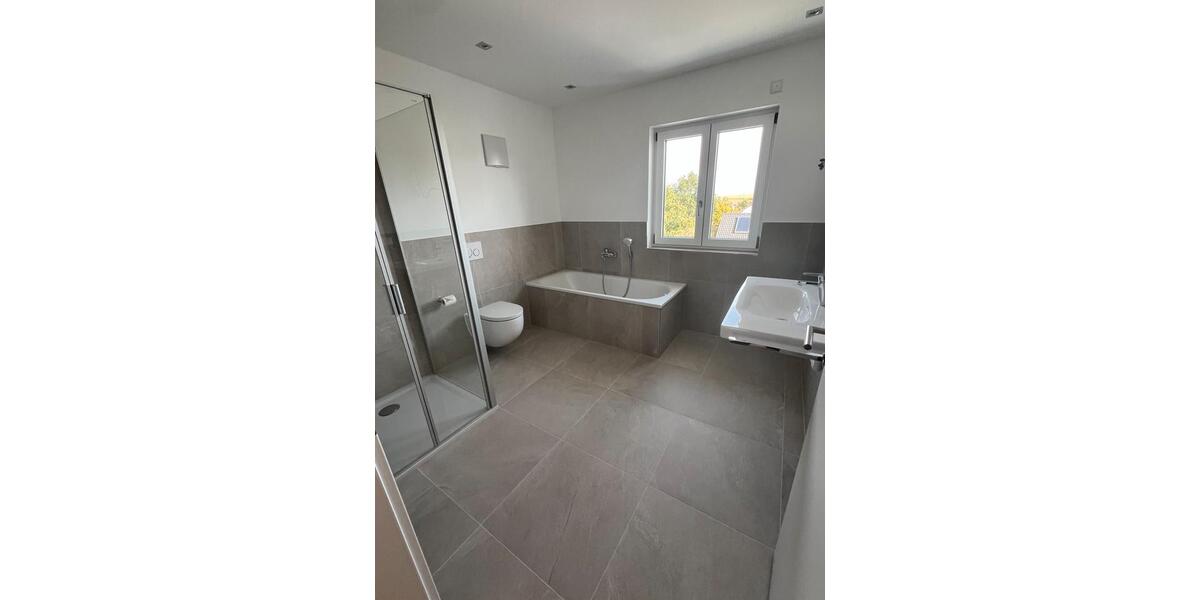 Doppelhaushälfte Heldenstein - 4 Zimmer, 128 m&sup2;, 1.900&euro; | Angebot:25568544