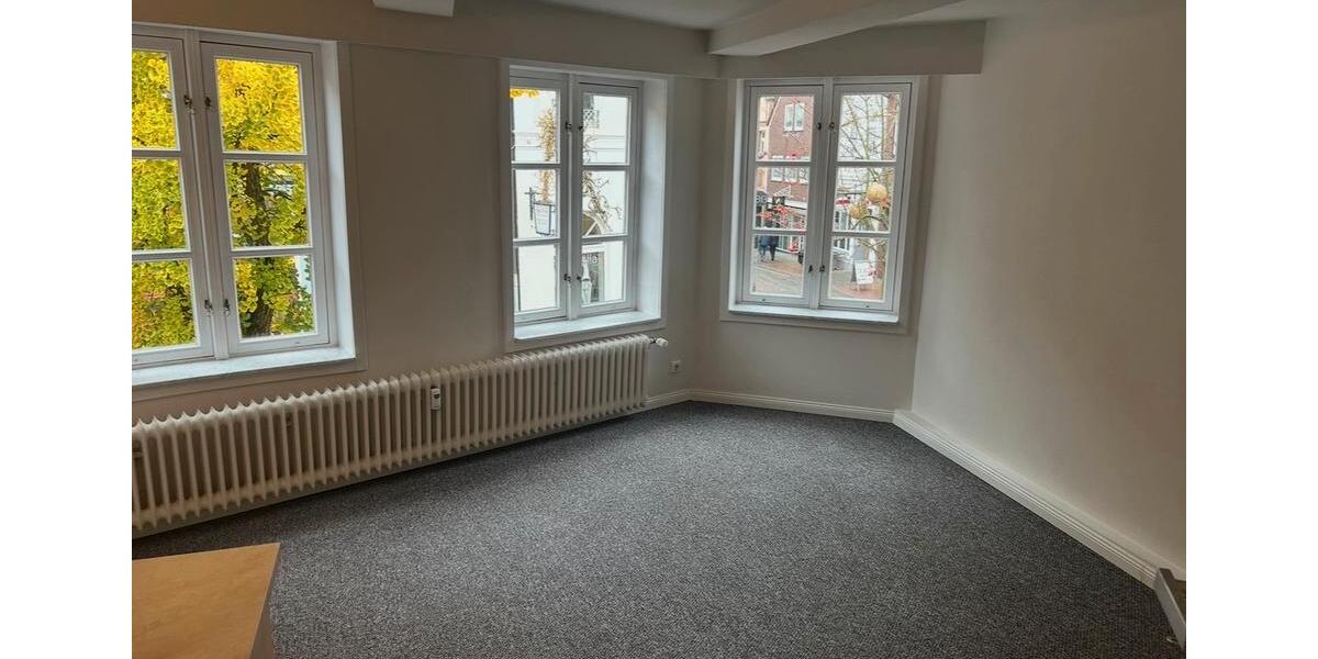 Etagenwohnung Stade - 3 Zimmer, 90 m&sup2;, 1.130&euro; | Angebot:25178301