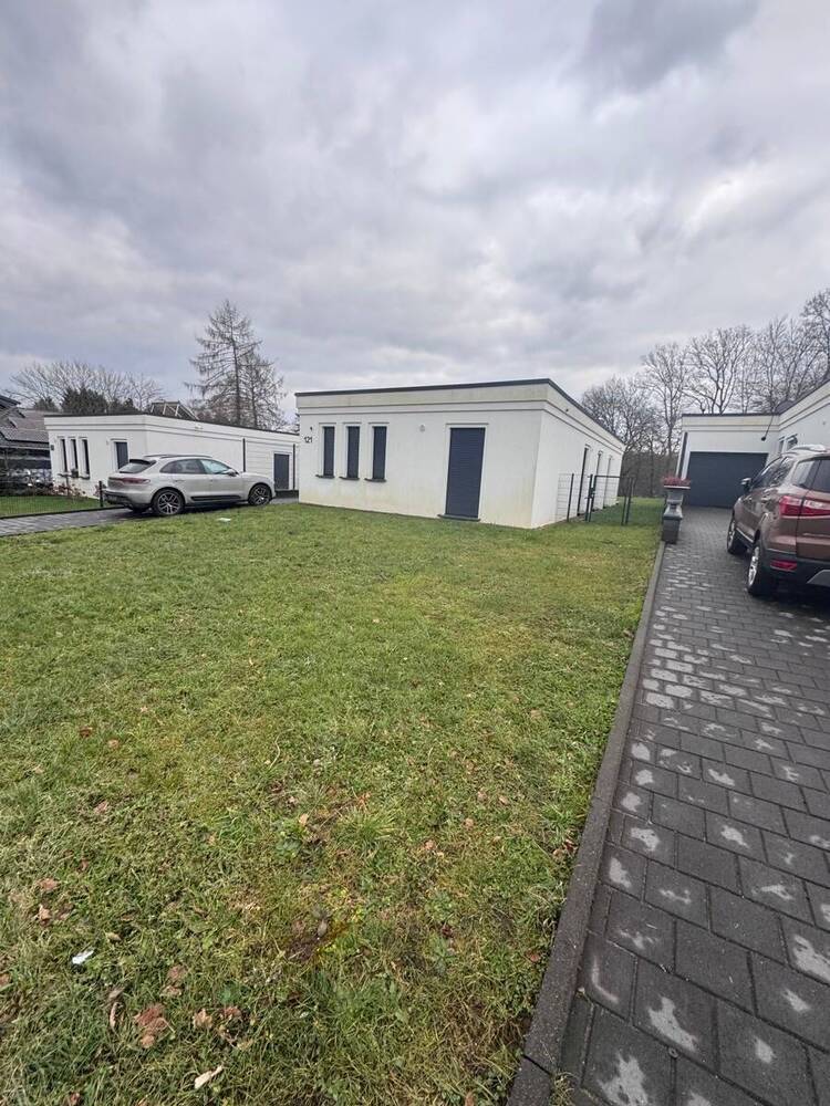 Modernes Wohnen auf einer Ebene - Stilvoller Bungalow in Bestlage