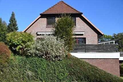 Charmante Doppelhaushälfte - schönes Wohnen mit guter Anbindung 5 zimmer