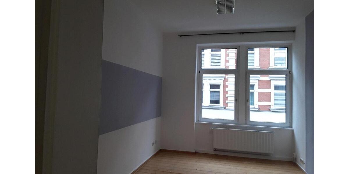 Etagenwohnung Erfurt - 3 Zimmer, 80 m&sup2;, 950&euro; | Angebot:26594610