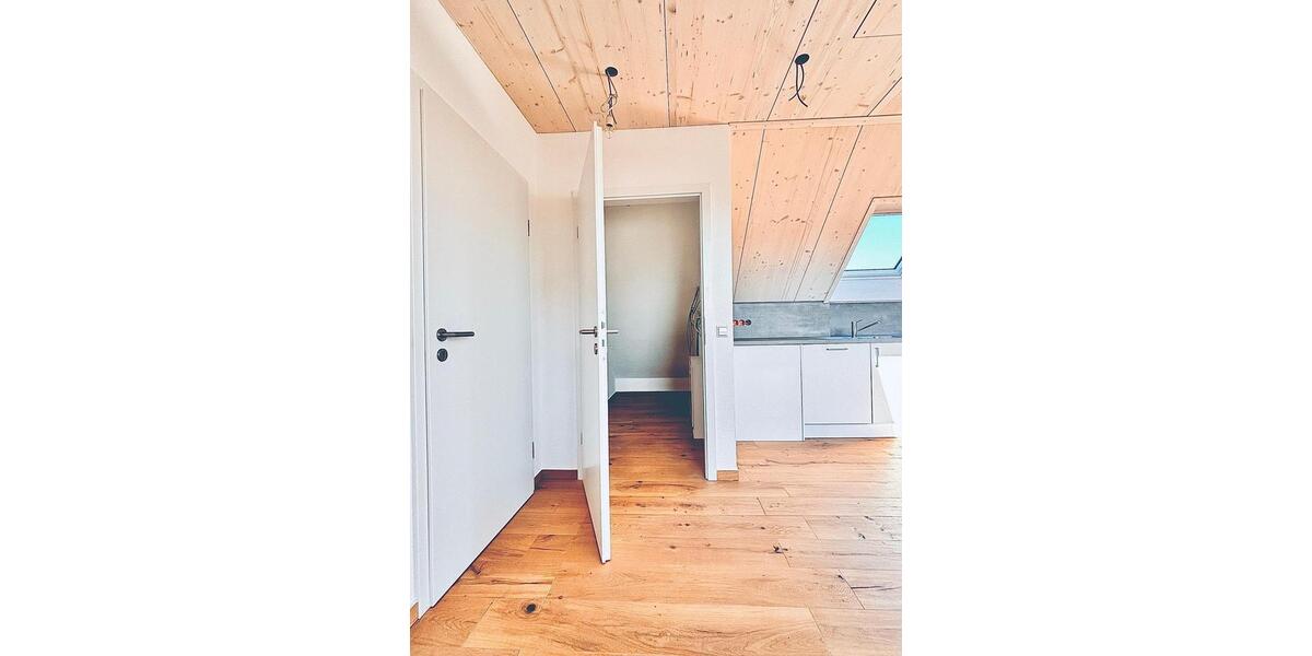 Dachgeschoßwohnung Öpfingen - 2 Zimmer, 53 m&sup2;, 680&euro; | Angebot:25860134