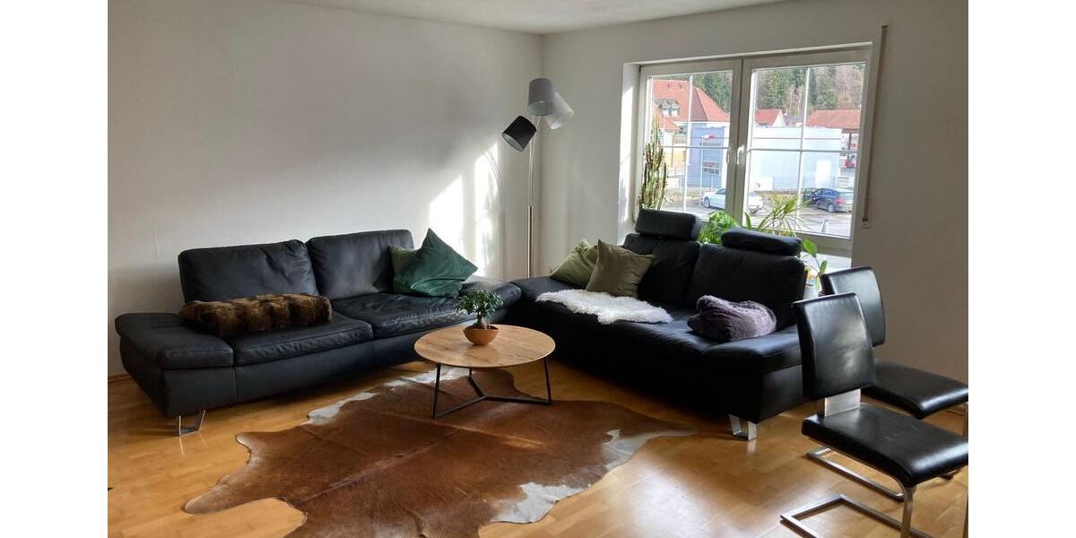 Etagenwohnung Altenstadt - 3 Zimmer, 81 m&sup2;, 900&euro; | Angebot:25096054