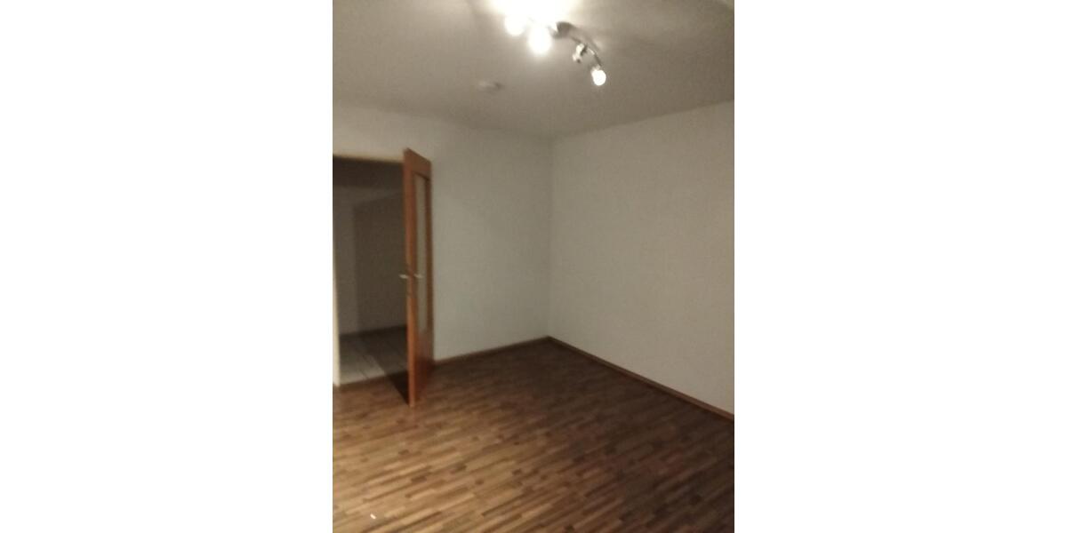 2-Zimmer Dachgeschoss Wohnung zu vermieten! 1 zimmer