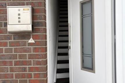 Zentrale Lage - 4-Zimmer-Dachgeschosswohnung mit Garten 4 zimmer