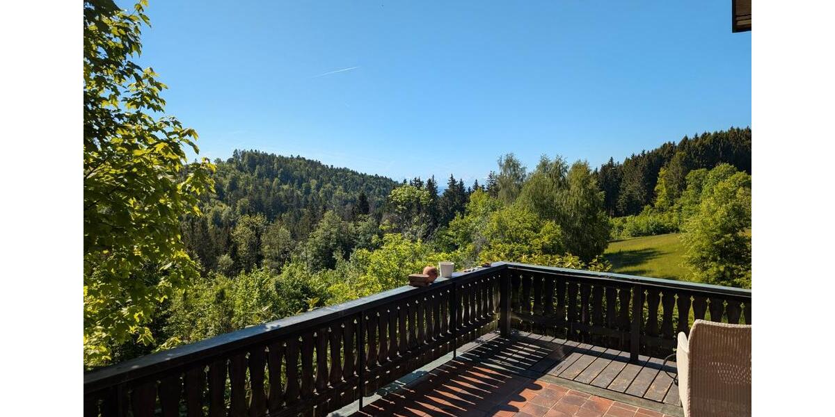 Maisonettenwohnung Dachsberg (Südschwarzwald) - 5 Zimmer, 150 m&sup2;, 1.450&euro; | Angebot:26677366