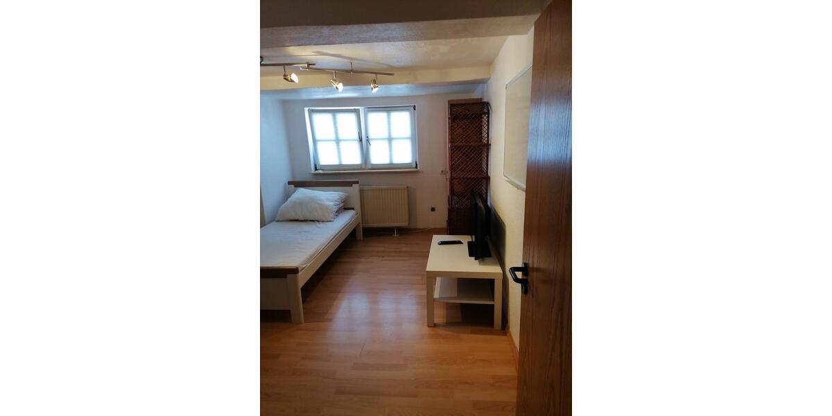 Wohnen auf Zeit Bad Münder am Deister - 8 Zimmer, 250 m&sup2;, 15&euro; | Angebot:21582445