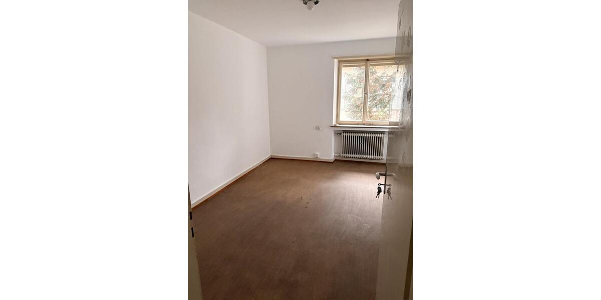 Etagenwohnung Ravensburg Eschach - 1 Zimmer, 80 m&sup2;, 490&euro; | Angebot:25655999