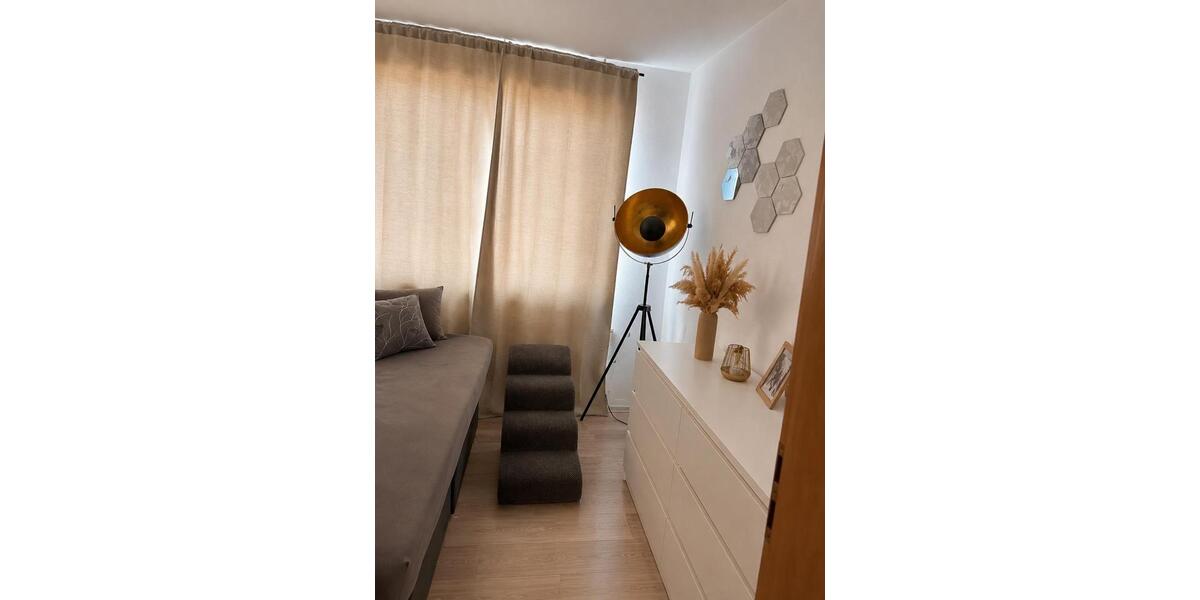 Etagenwohnung Jacobsdorf - 3 Zimmer, 60 m&sup2;, 730&euro; | Angebot:27633276