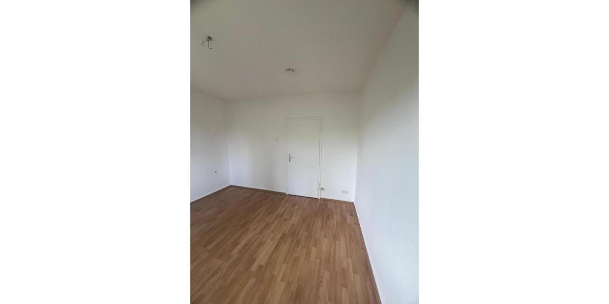 Etagenwohnung Gelsenkirchen Gelsenkirchen-Mitte - 2 Zimmer, 65 m&sup2;, 425&euro; | Angebot:26498543
