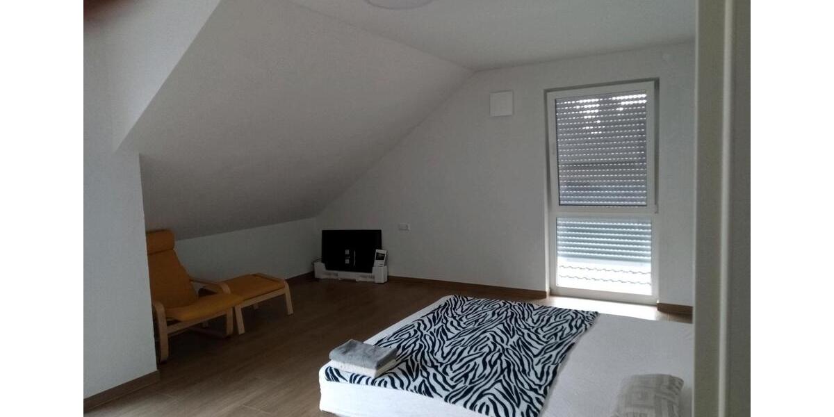 Einfamilienhaus Waiblingen - 7 Zimmer, 170 m&sup2;, 2.680&euro; | Angebot:26566597