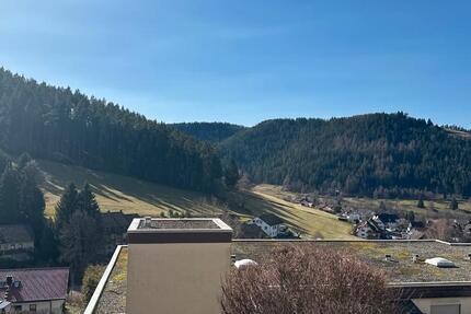 Wohnung Baiersbronn - 4 Zimmer, 96 m&sup2;, 950&euro; | Angebot:25269513