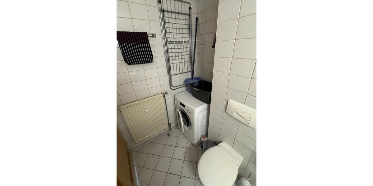 Dachgeschoßwohnung Ludwigshafen am Rhein Edigheim - 1 Zimmer, 33 m&sup2;, 570&euro; | Angebot:26224948