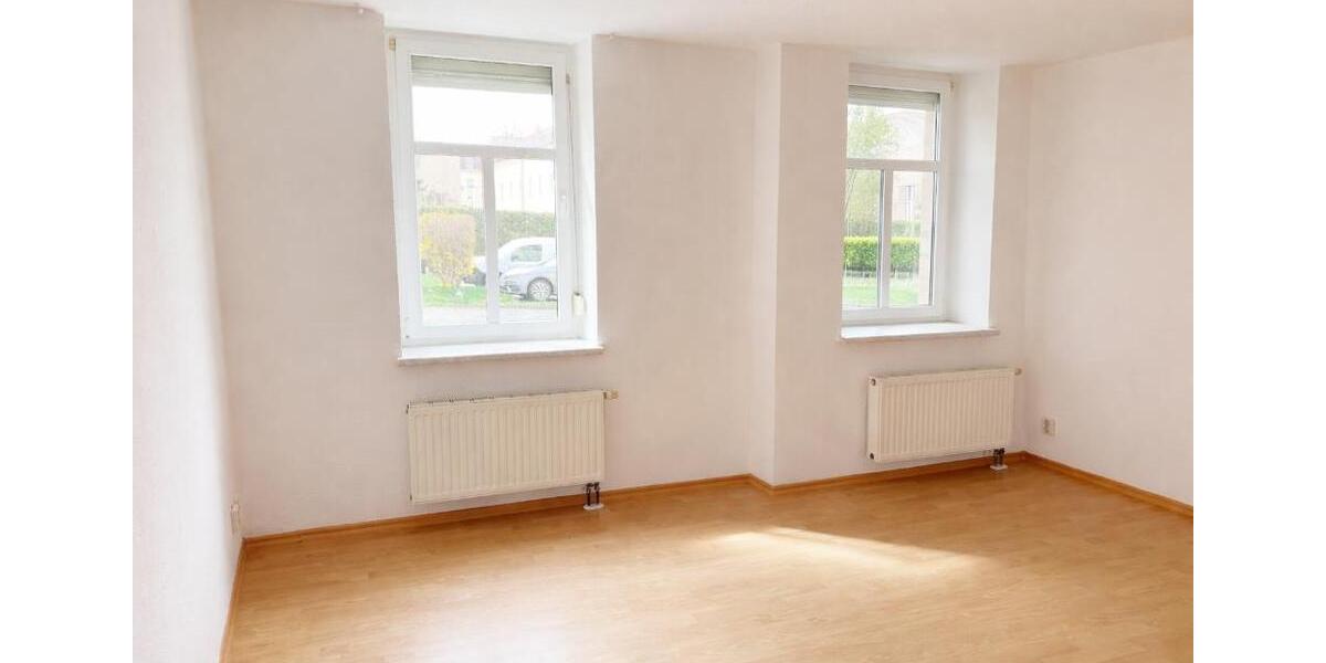 Etagenwohnung Riesa - 1 Zimmer, 45 m&sup2;, 280&euro; | Angebot:25979084
