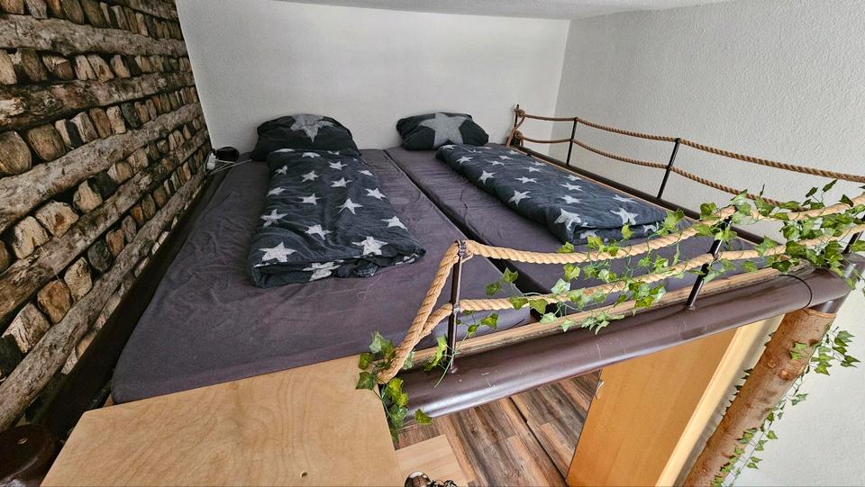 Wohnen auf Zeit Chemnitz - 18 Zimmer, 120 m&sup2;, 120&euro; | Angebot:26233715
