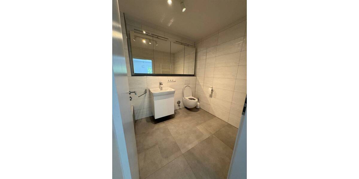 Etagenwohnung Lauf - 4 Zimmer, 124 m&sup2;, 2.100&euro; | Angebot:25998806