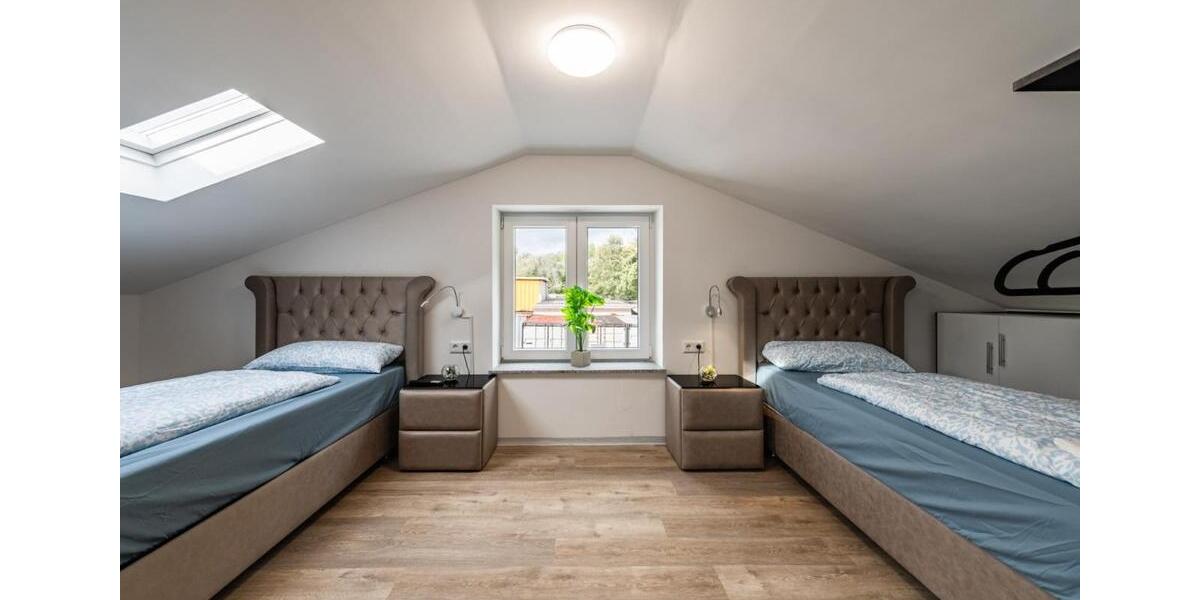 Einfamilienhaus Bremen Blockland - 8 Zimmer, 250 m&sup2;, 50&euro; | Angebot:25523882