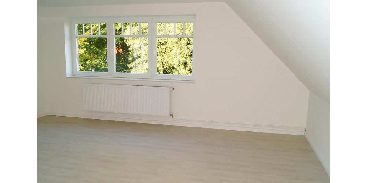 Maisonettenwohnung Rellingen - 3.5 Zimmer, 135 m&sup2;, 2.295&euro; | Angebot:26650208