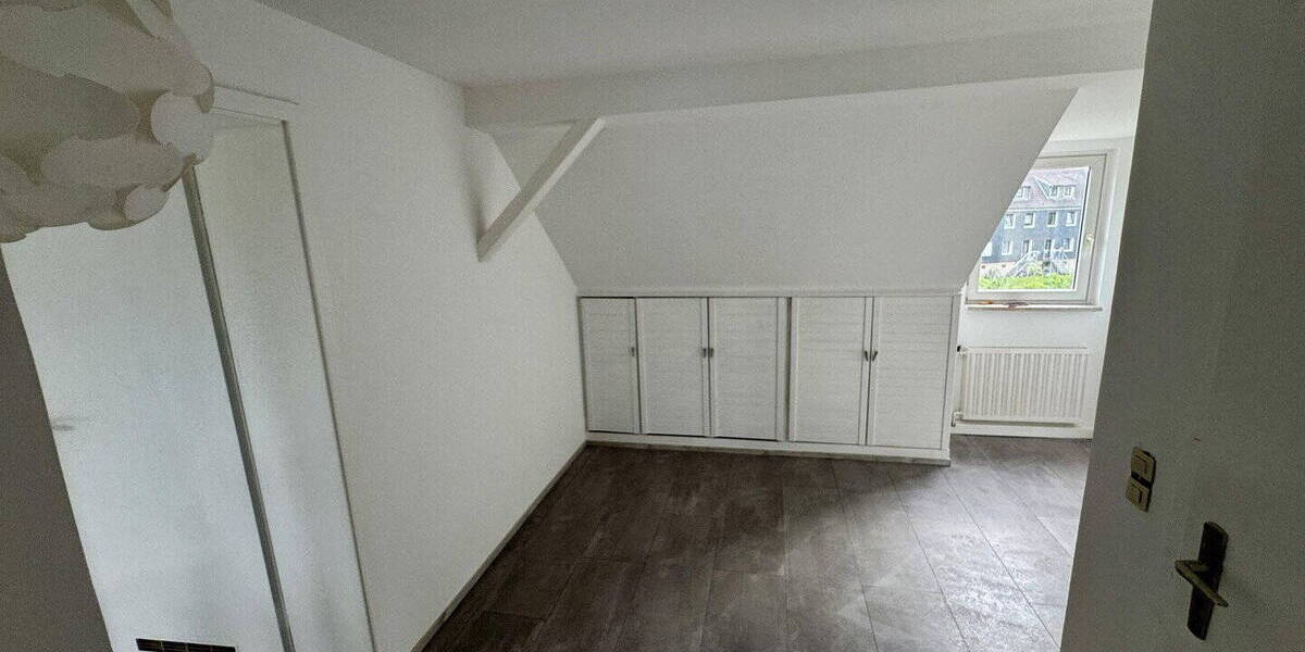 Etagenwohnung Wuppertal Cronenberg Cronenberg - 3 Zimmer, 79 m&sup2;, 640&euro; | Angebot:26154486