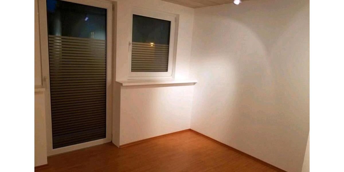 Dachgeschoßwohnung Kirchberg im Wald - 2 Zimmer, 74 m&sup2;, 640&euro; | Angebot:26598083