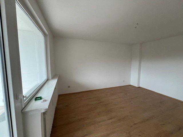 Etagenwohnung Duisburg Duisburg-Mitte - 3 Zimmer, 73 m&sup2;, 650&euro; | Angebot:26663986