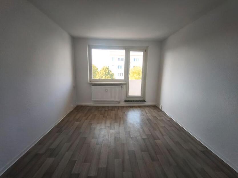 DreiraumWohnung frisch renoviert!