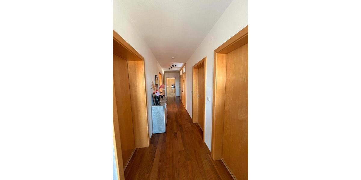 Etagenwohnung Marklkofen - 3 Zimmer, 100 m&sup2;, 800&euro; | Angebot:24574230