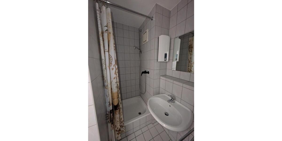 Erdgeschoßwohnung Mittweida - 1 Zimmer, 20 m&sup2;, 310&euro; | Angebot:24677110