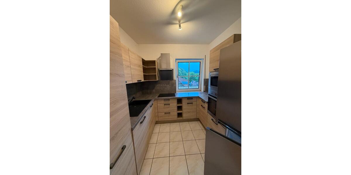Dachgeschoßwohnung Suhl - 3 Zimmer, 74 m&sup2;, 592&euro; | Angebot:26432697