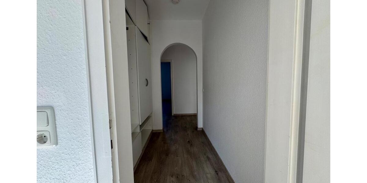 Etagenwohnung Nienburg (Weser) - 5 Zimmer, 107 m&sup2;, 990&euro; | Angebot:24347326