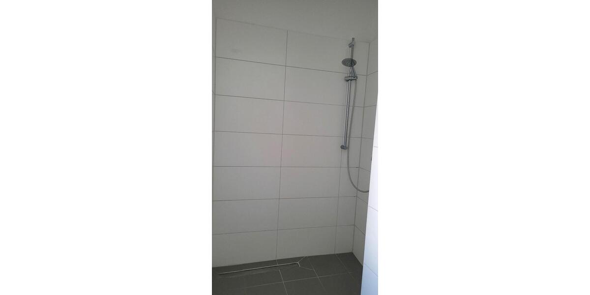 Wohnen auf Zeit Halle (Saale) - 12 Zimmer, 130 m&sup2;, 380&euro; | Angebot:26031318