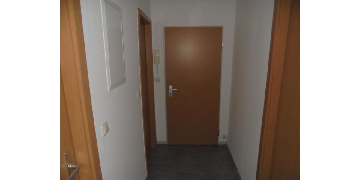 Etagenwohnung Saalfeld (Saale) - 2 Zimmer, 50 m&sup2;, 321&euro; | Angebot:26491111