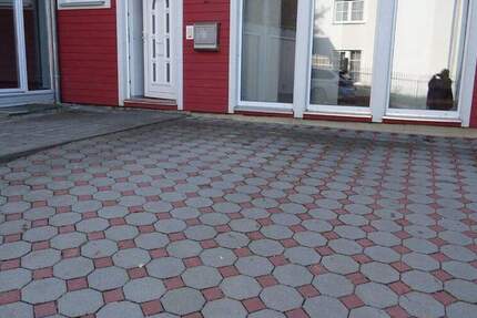 Schöne 3 Zimmerwohnung mit 2 Bädern, EBK, Terrasse, Wintergarten und Balkon 3 zimmer