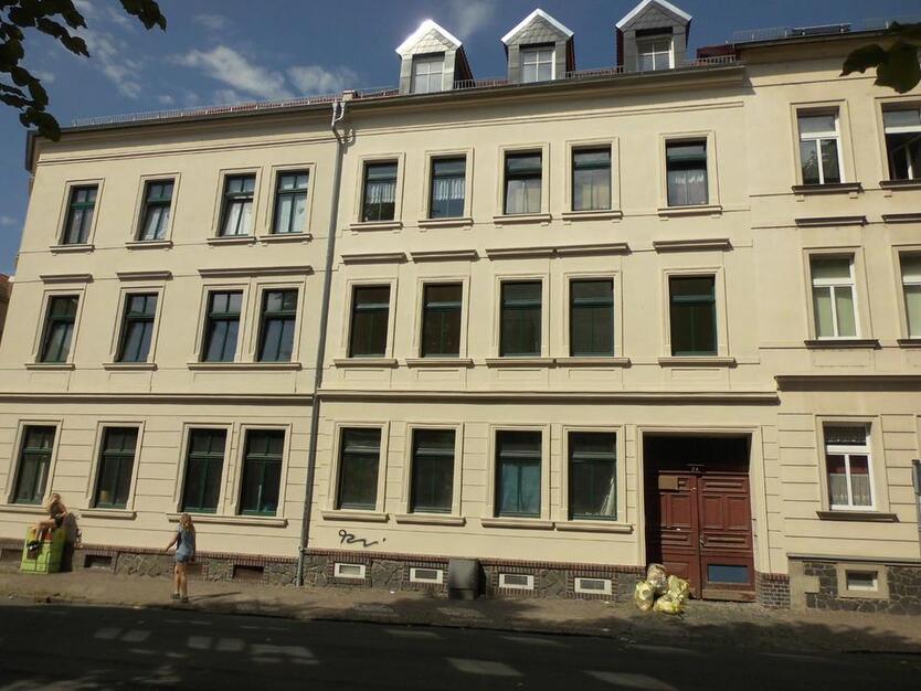 2 Zimmer mit Balkon