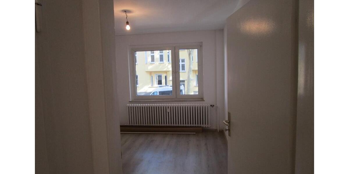 Erdgeschoßwohnung Essen Stadtbezirk III - 2 Zimmer, 35 m&sup2;, 400&euro; | Angebot:26679622
