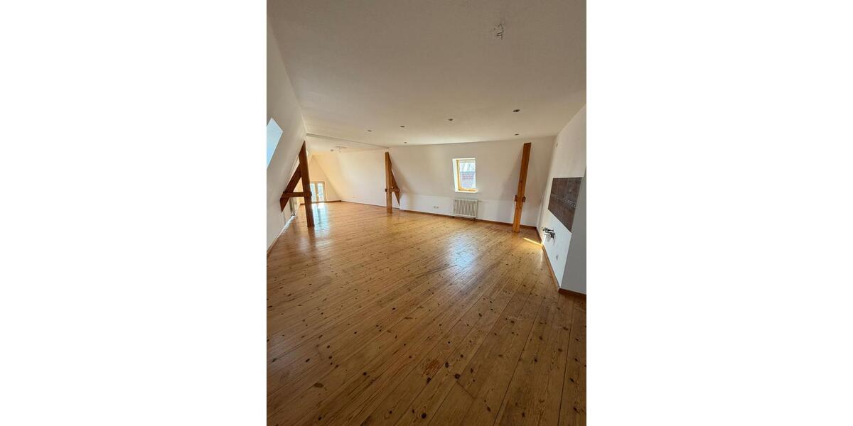 Dachgeschoßwohnung Brandenburg an der Havel Bahnhofsvorstadt - 3 Zimmer, 74 m&sup2;, 770&euro; | Angebot:26296461